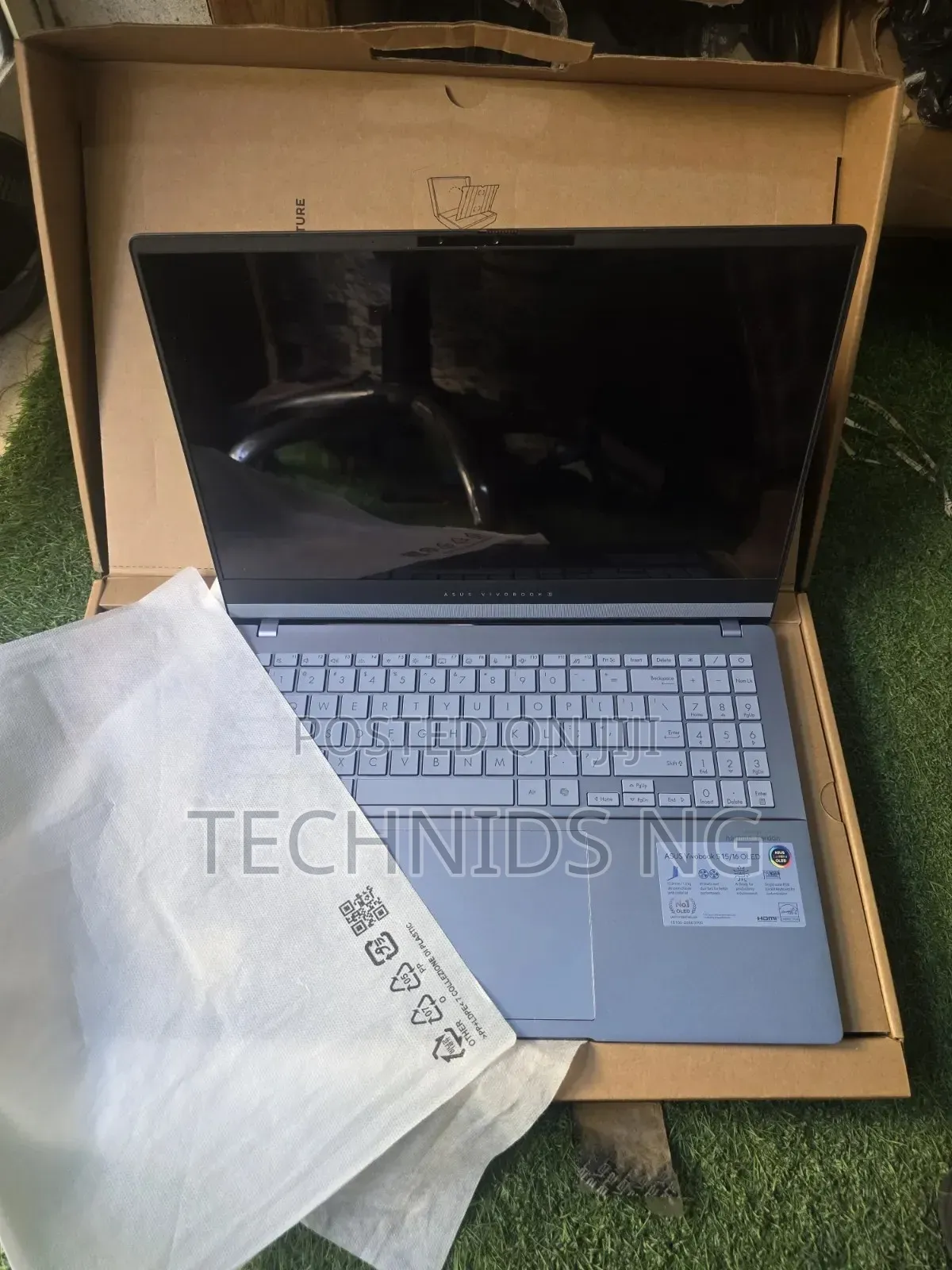 New Laptop Asus Vivobook 15 OLED 1GB Intel Core Ultra 7 SSD 1T