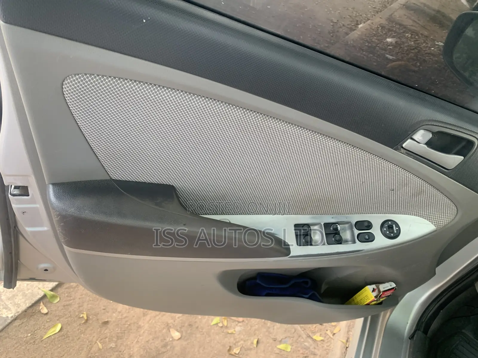 Hyundai Accent GLS 4dr Sedan (1.6L 4cyl 6M) 2014 Silver