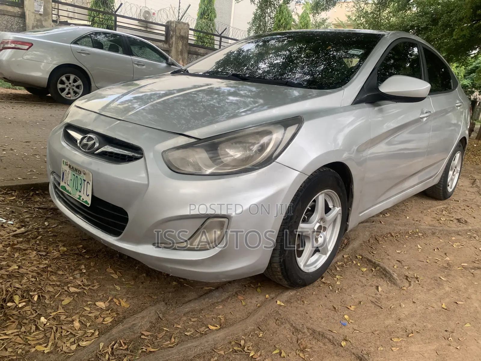Hyundai Accent GLS 4dr Sedan (1.6L 4cyl 6M) 2014 Silver