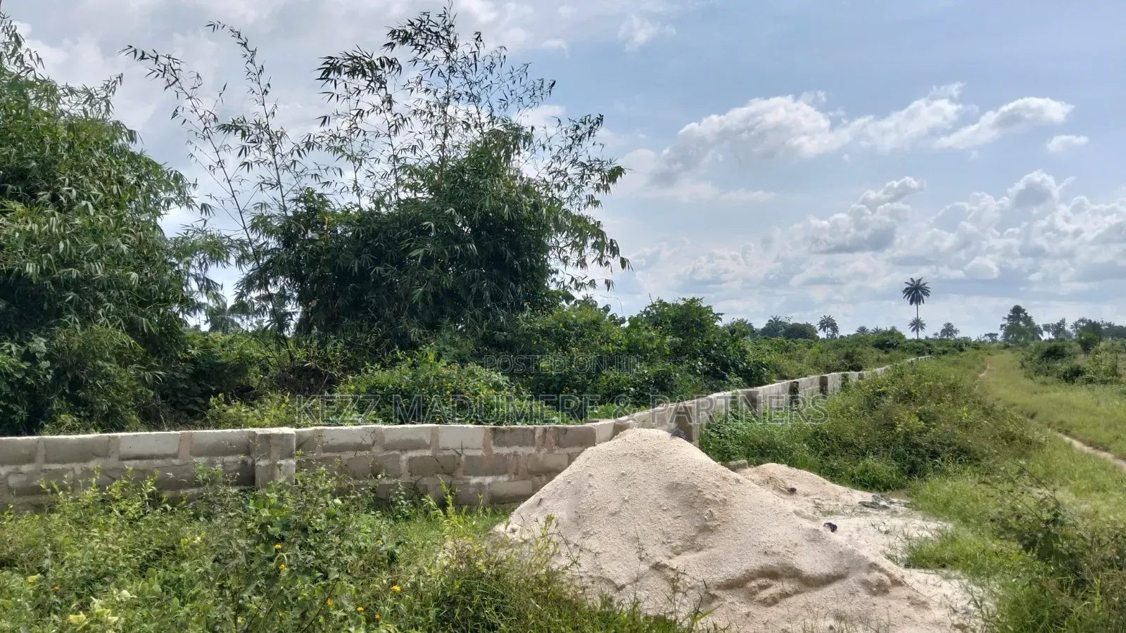 For Sale : 64 Plots at Igwuruta Roundabout , Ph, Rivers State