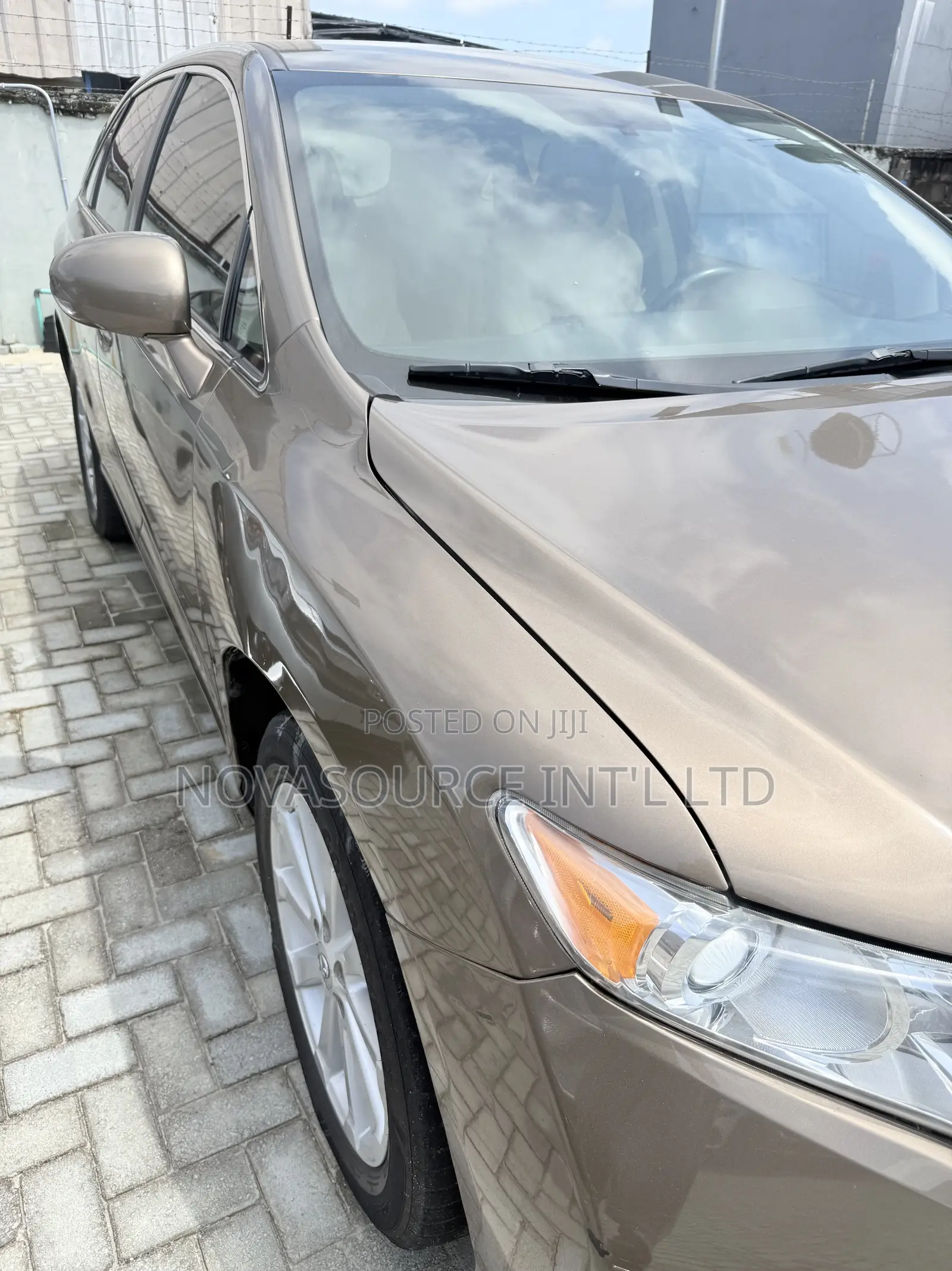 Toyota Venza 2011