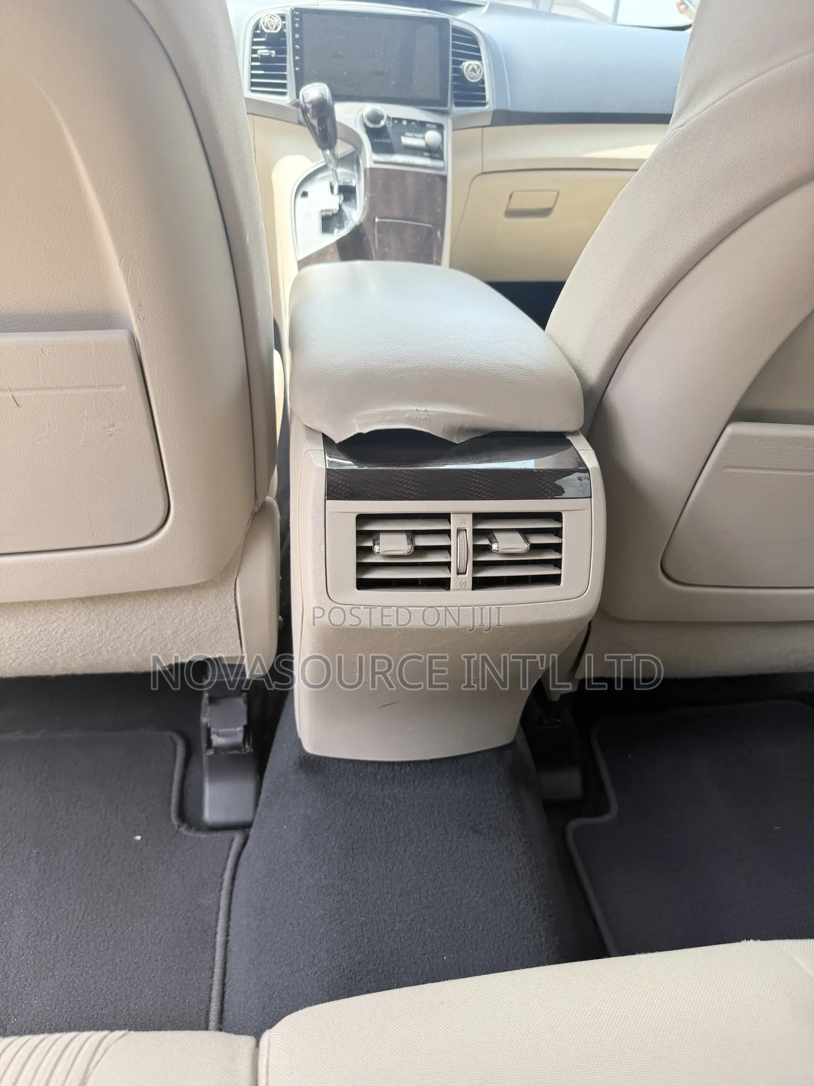 Toyota Venza 2011
