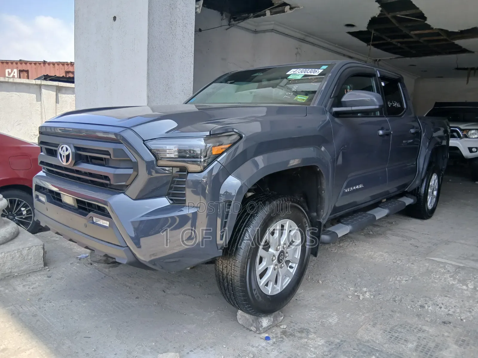 Toyota Tacoma SR5 Double Cab 6' Bed AT 2024 Gray