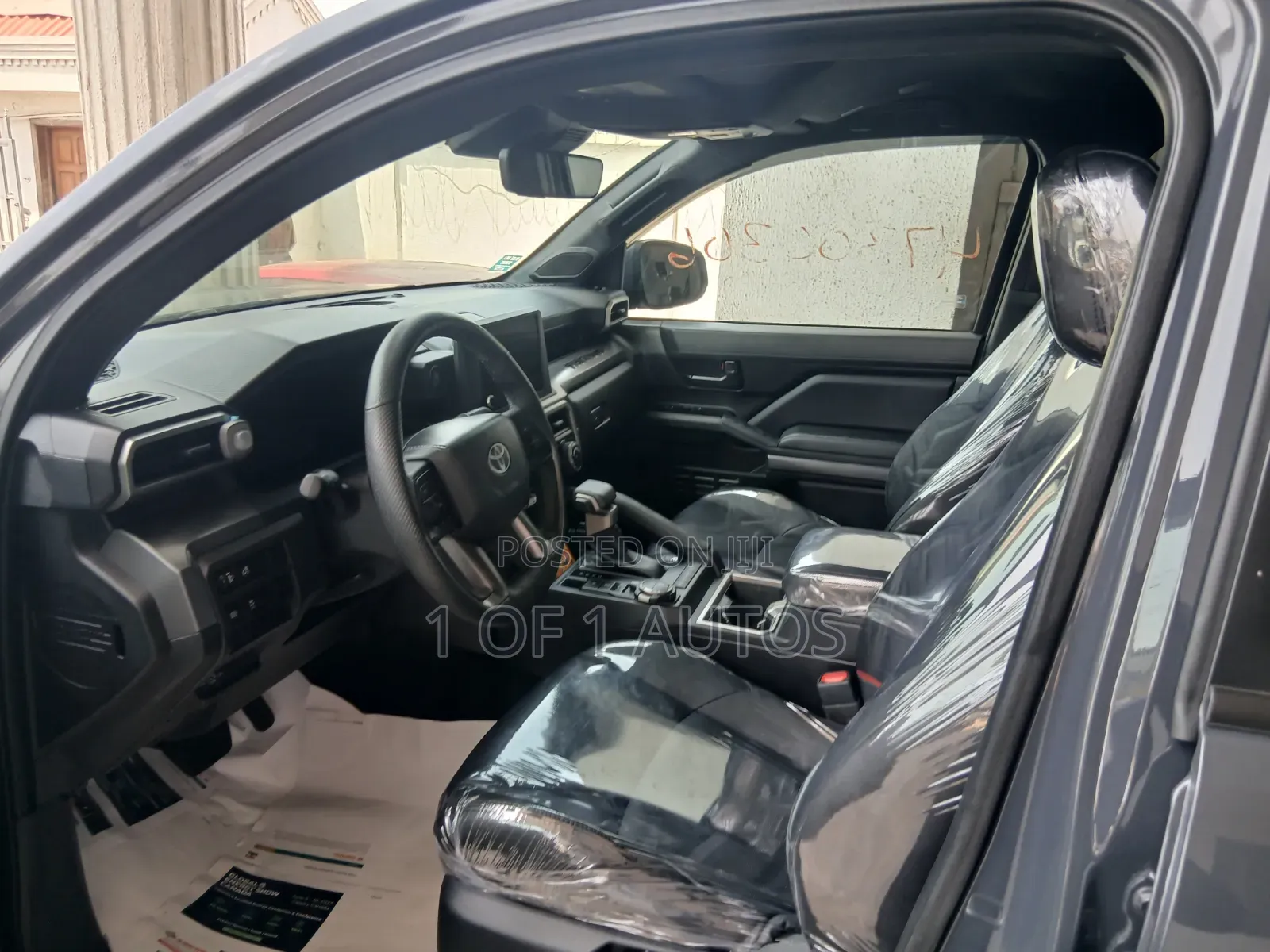 Toyota Tacoma SR5 Double Cab 6' Bed AT 2024 Gray