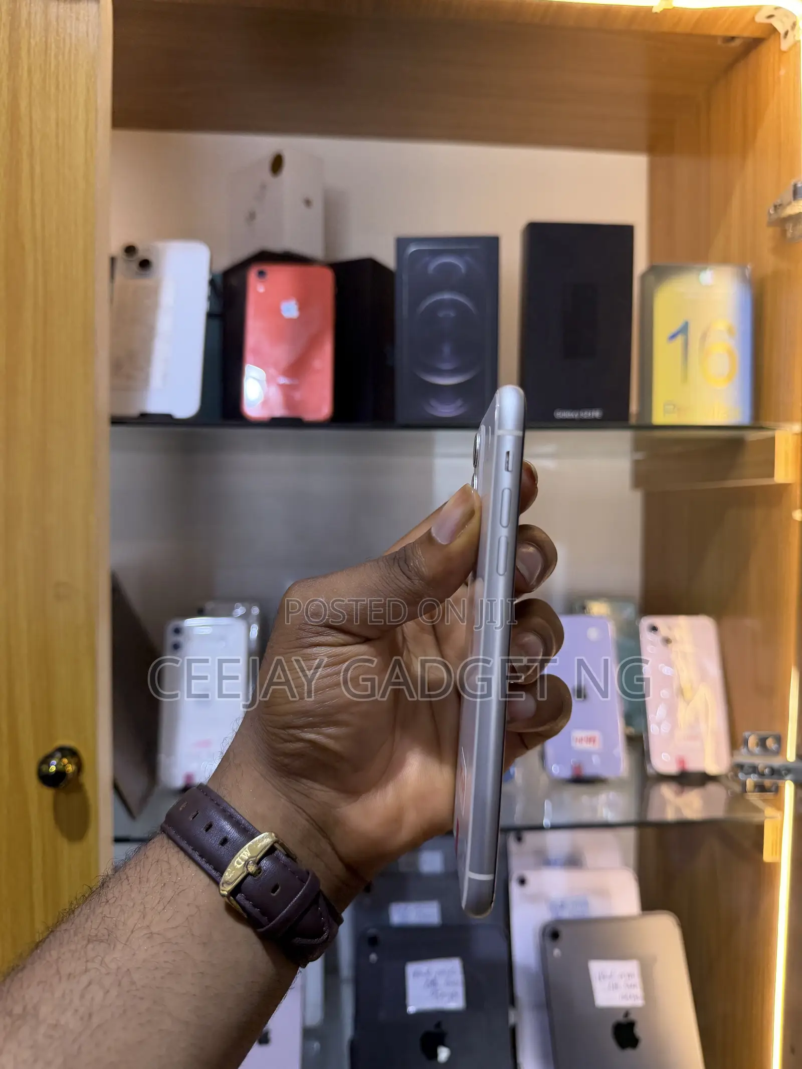 Apple iPhone 11 128 GB White