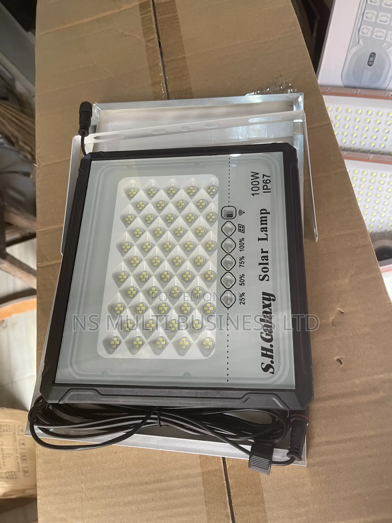 200w Solar Flood Light Akt