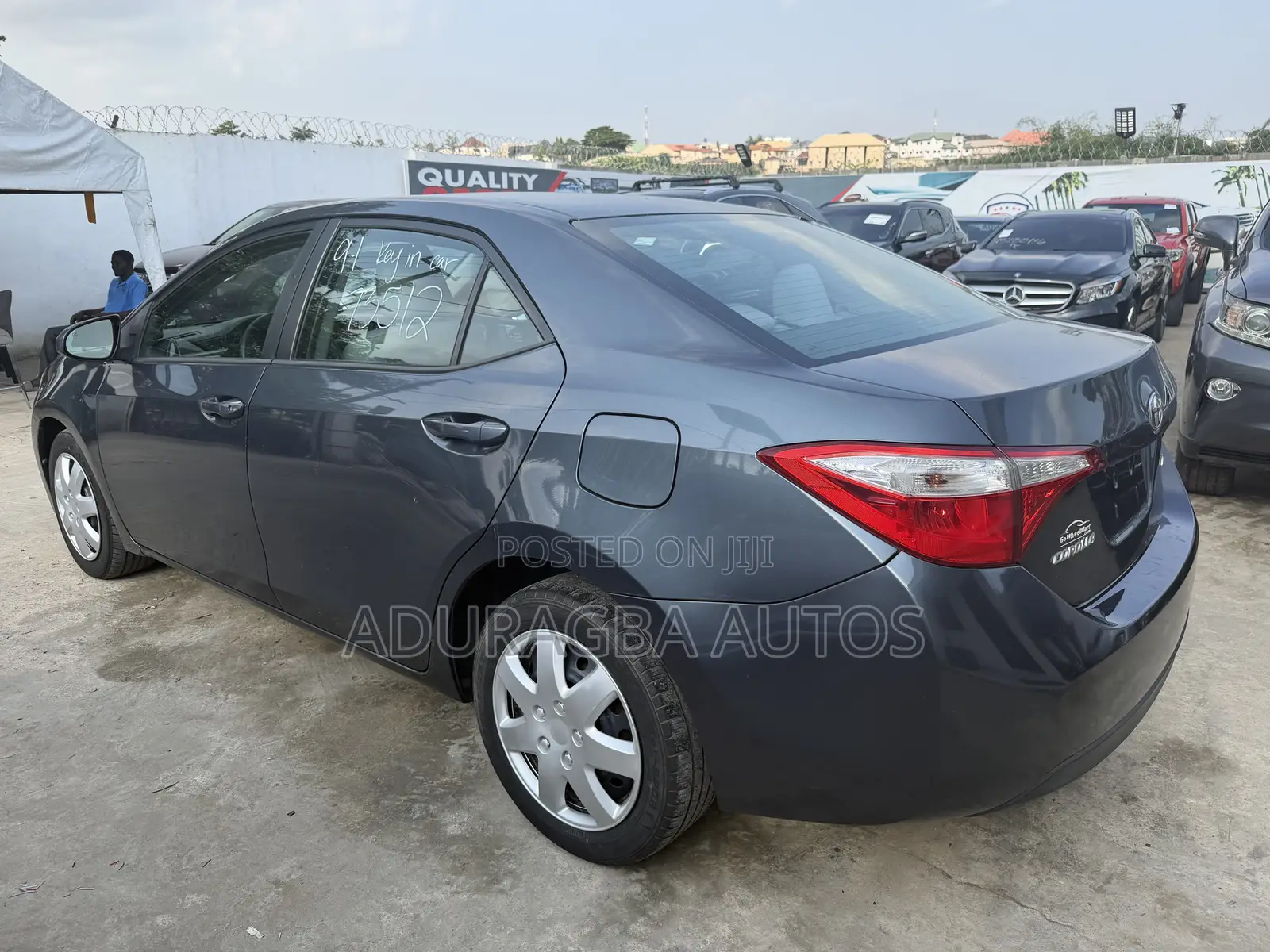 Toyota Corolla LE Plus 4dr Sedan (1.8L 4cyl CVT) 2015 Gray
