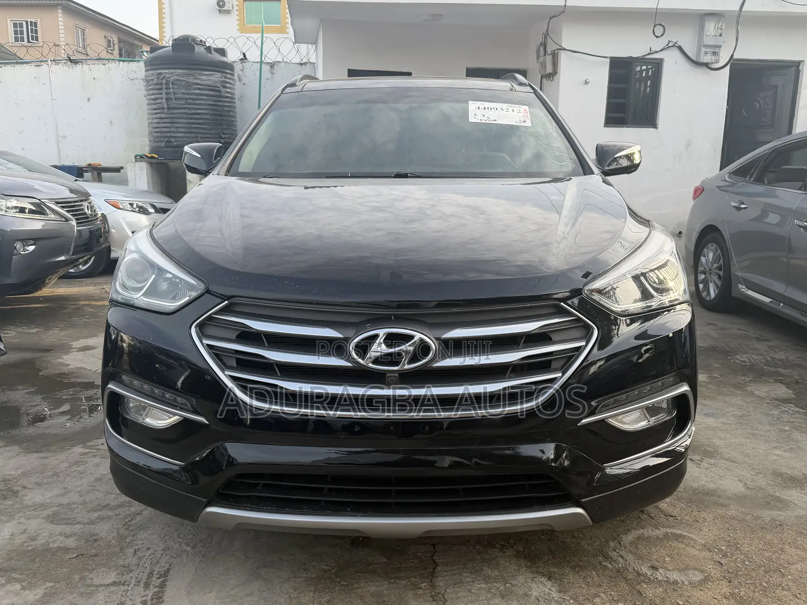 Hyundai Santa Fe SE FWD 2017 Black