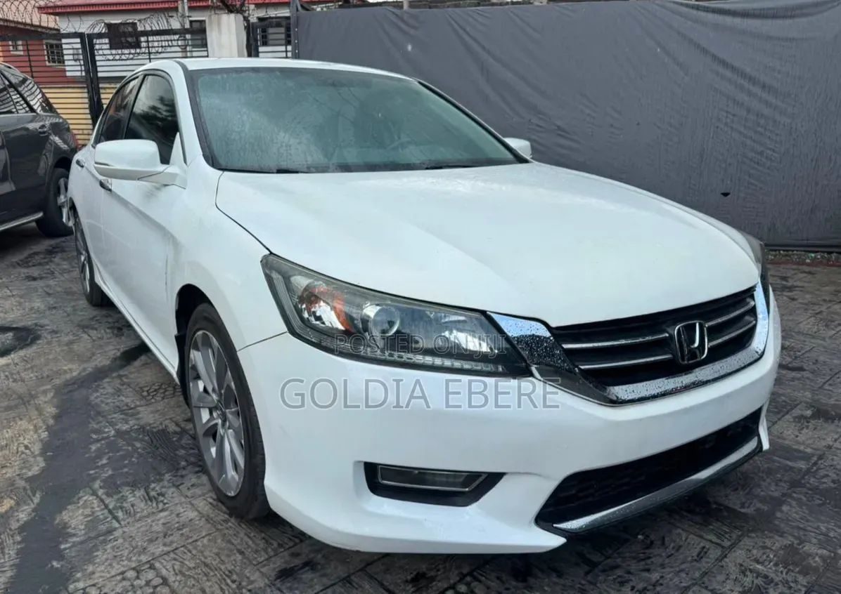 Honda Accord 2013 White