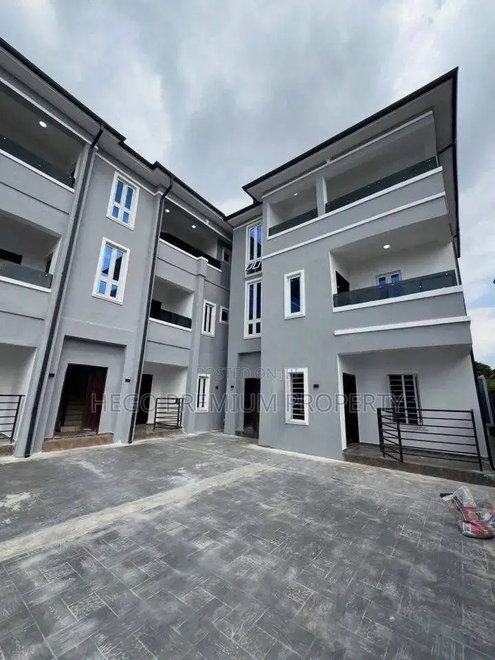 2bdrm Apartment in Sars Estate, Obio-Akpor for sale