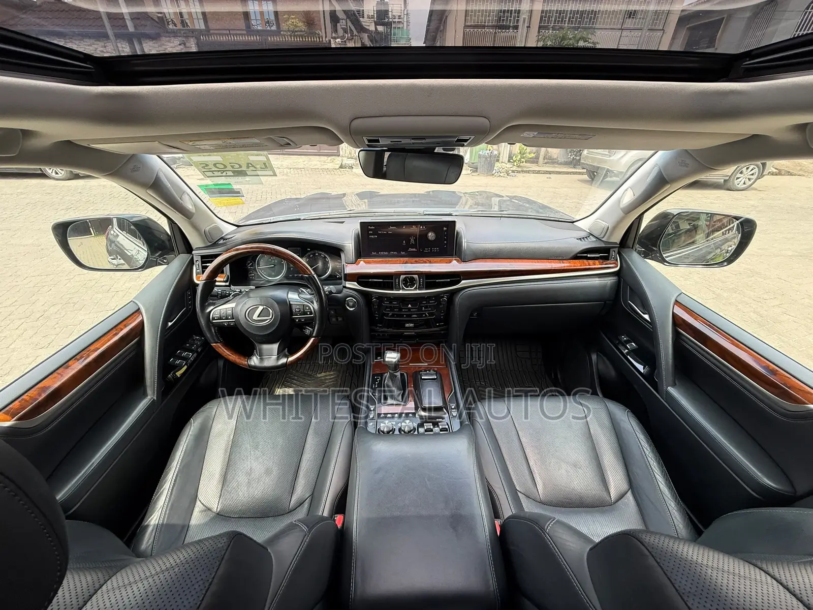 Lexus LX 570 (5 seats) AWD 2016 Gray