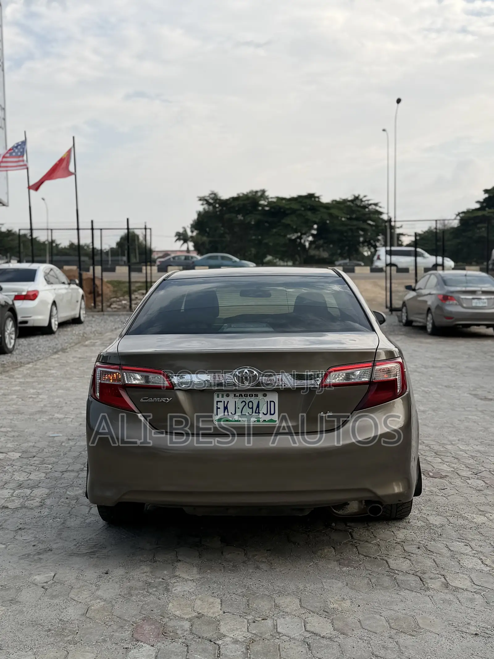Toyota Camry 2014 Brown