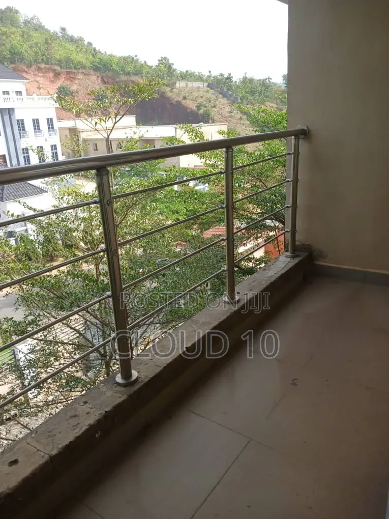 4bdrm Duplex in Guzape District for sale