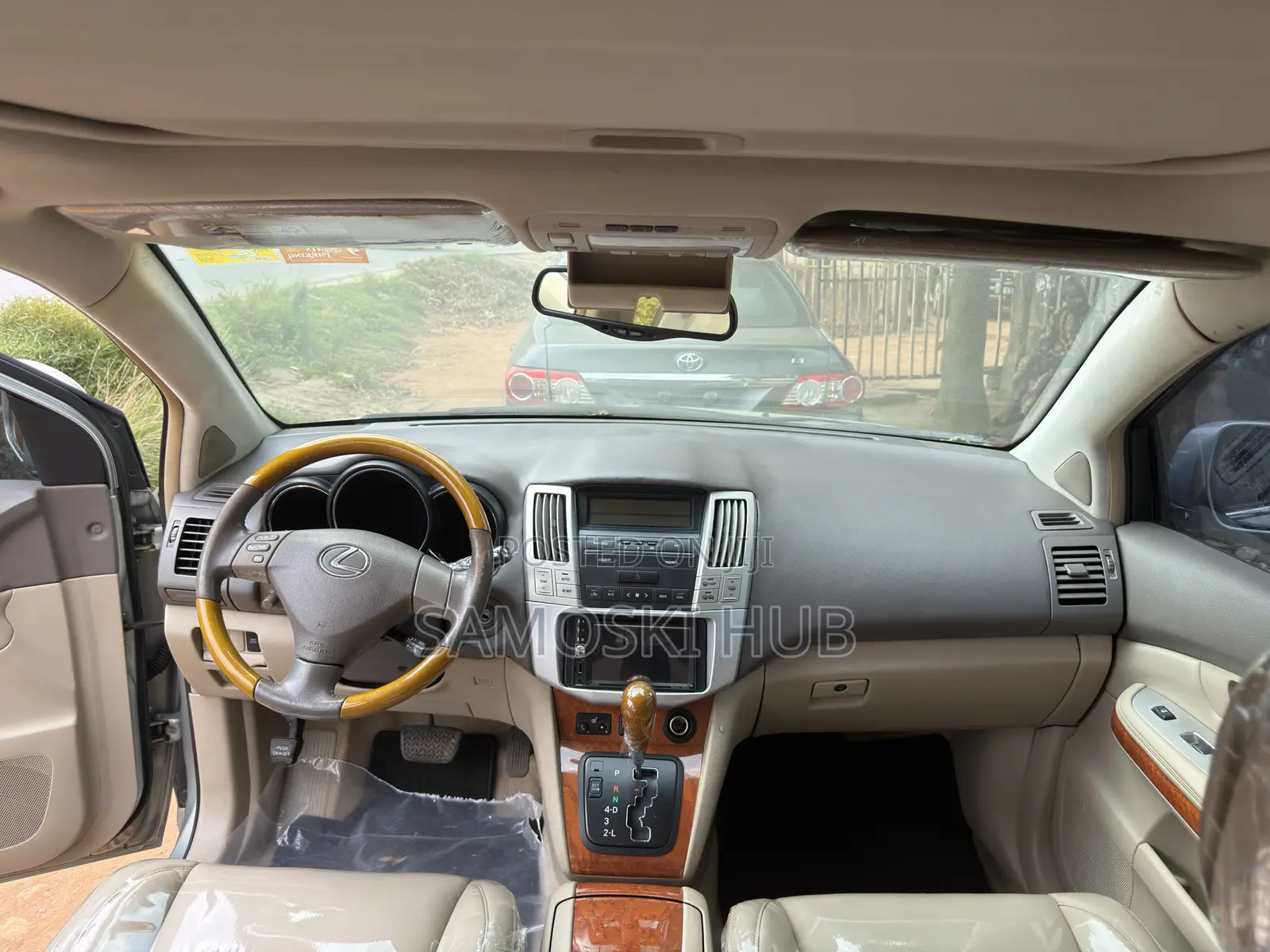 Lexus RX 330 2004 Gold