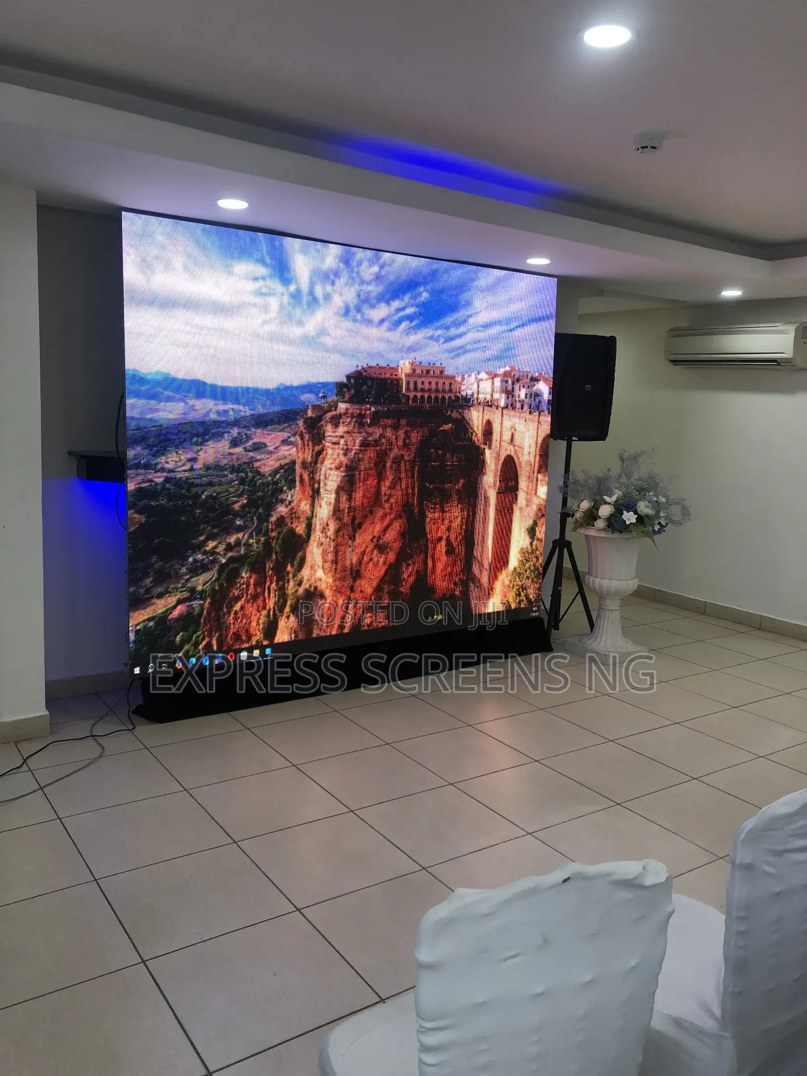 P3, P4 Indoor/Outdoor Rental LED Screen for Events