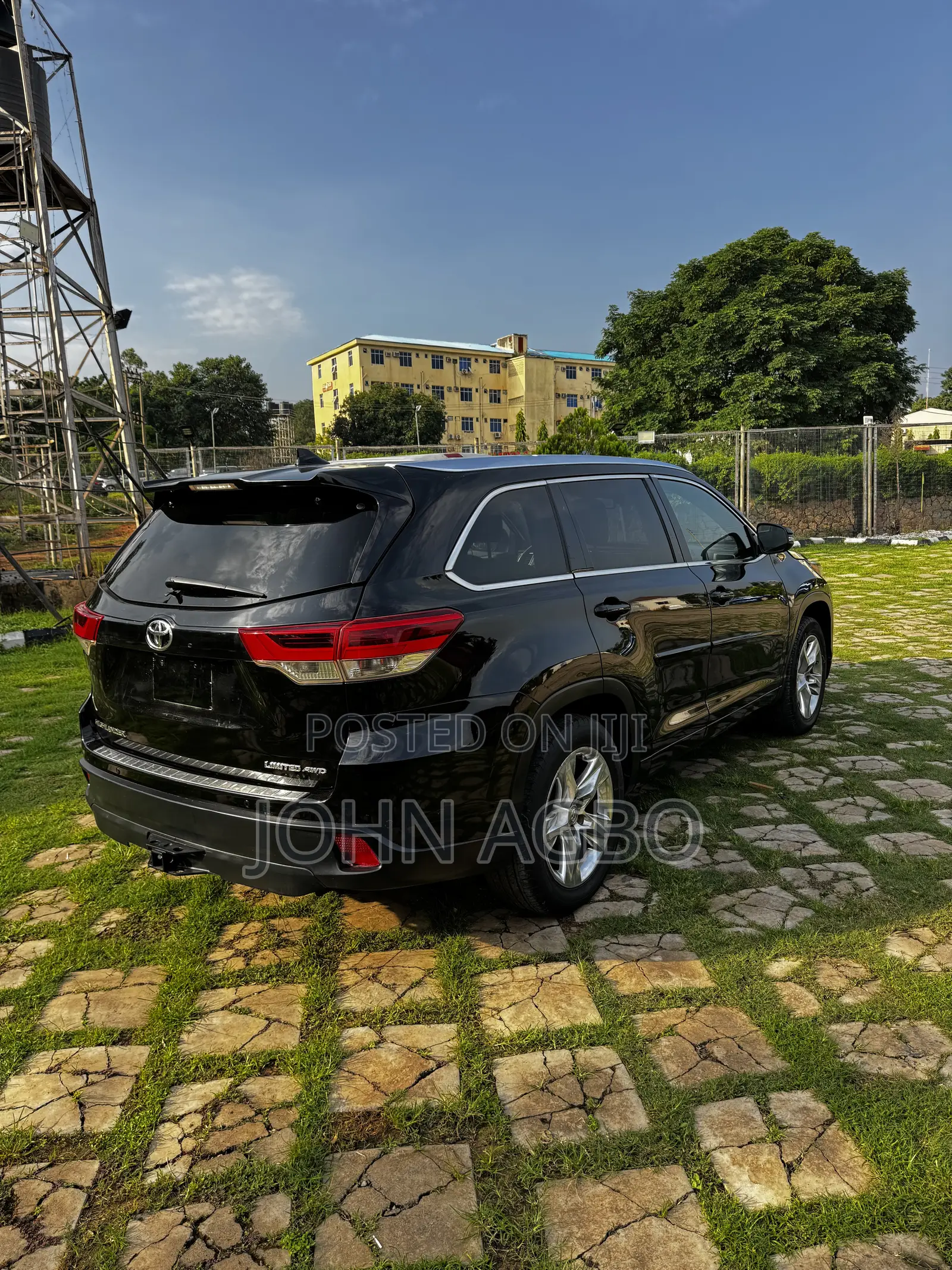 Toyota Highlander Limited 4dr SUV AWD (3.5L 6cyl 6A) 2014 Black
