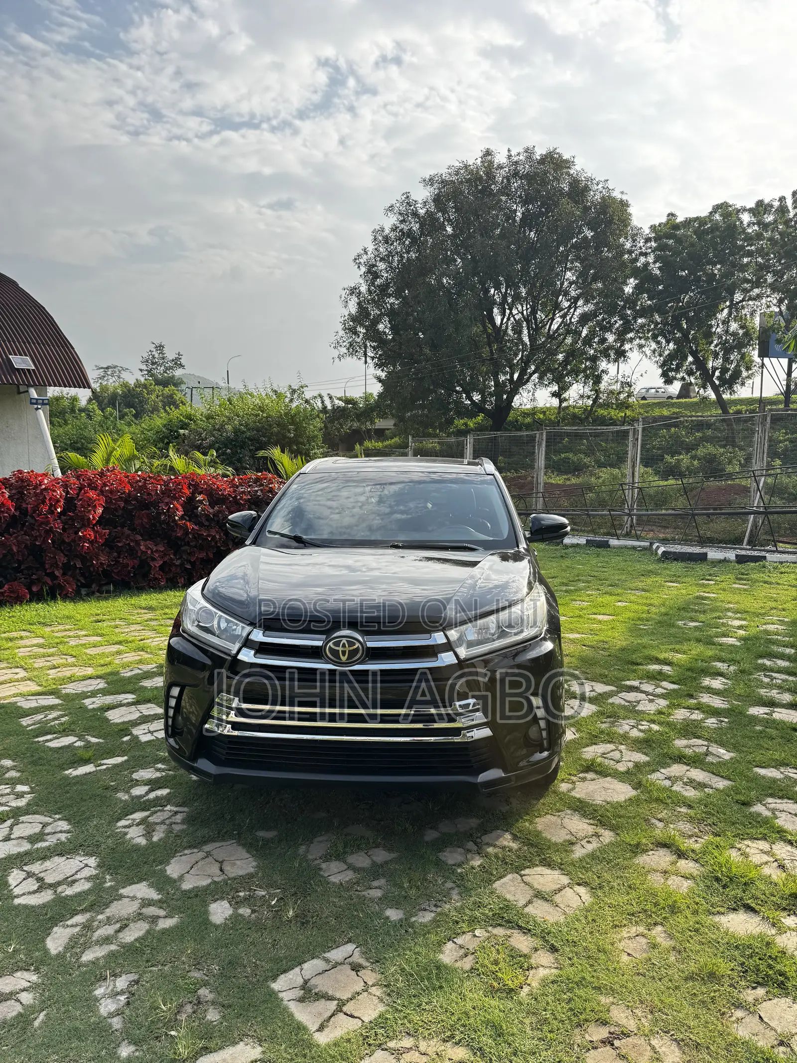 Toyota Highlander Limited 4dr SUV AWD (3.5L 6cyl 6A) 2014 Black