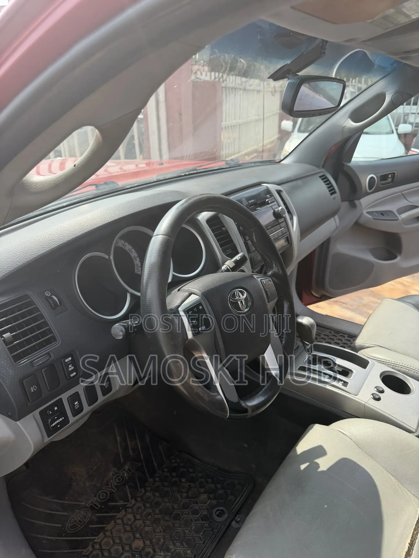 Toyota Tacoma 2012 Red