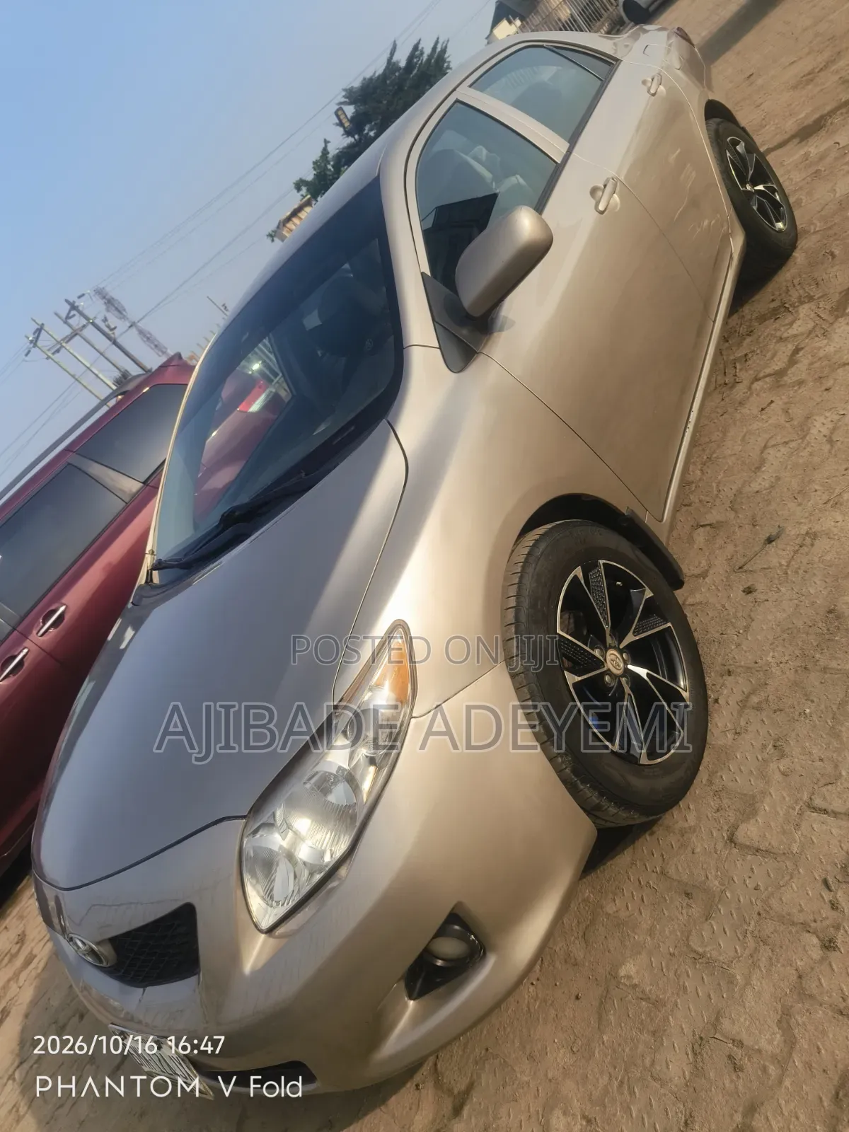 Toyota Corolla 2011 Gold
