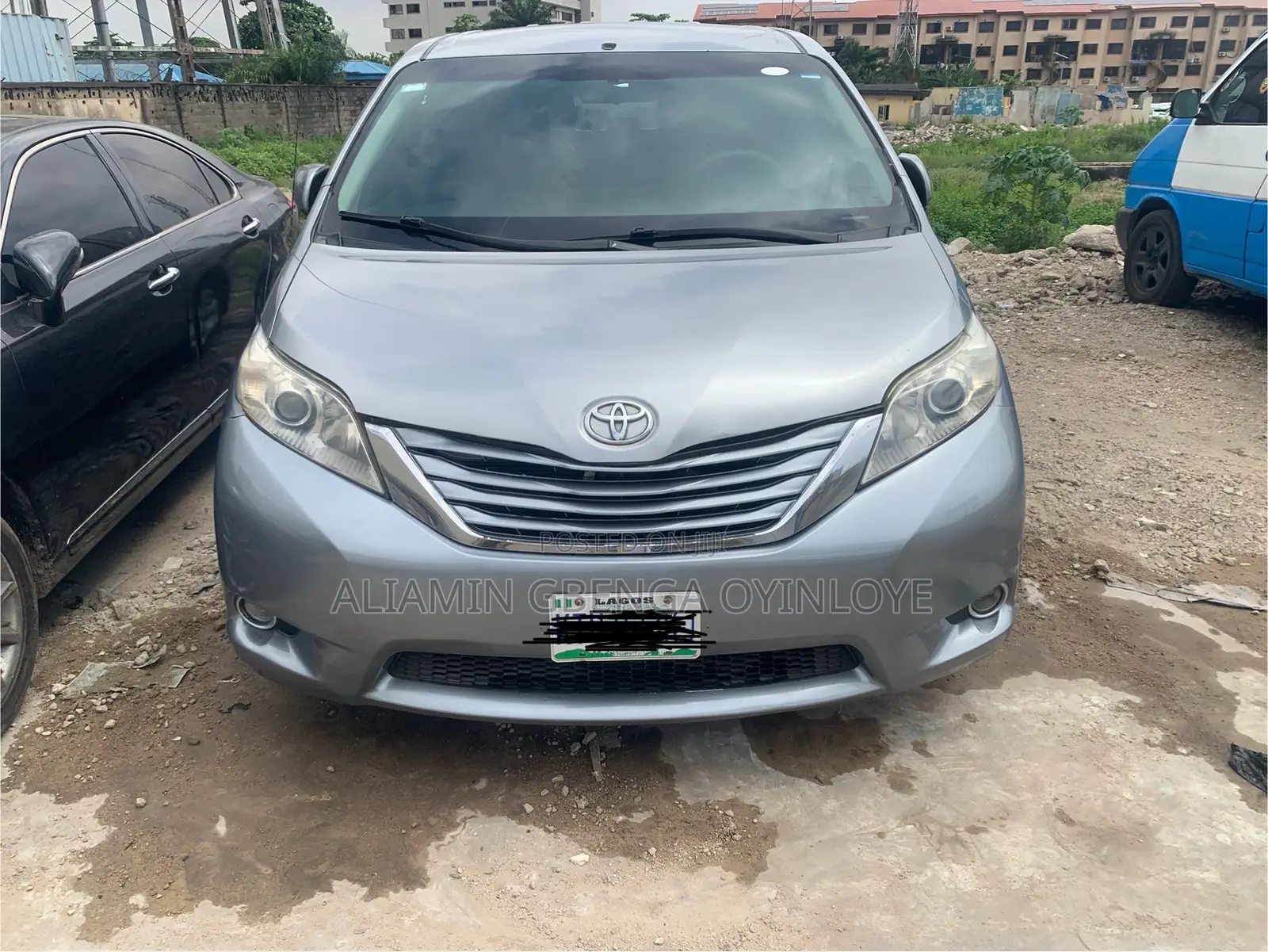 Toyota Sienna LE 7 Passenger 2011 Gray