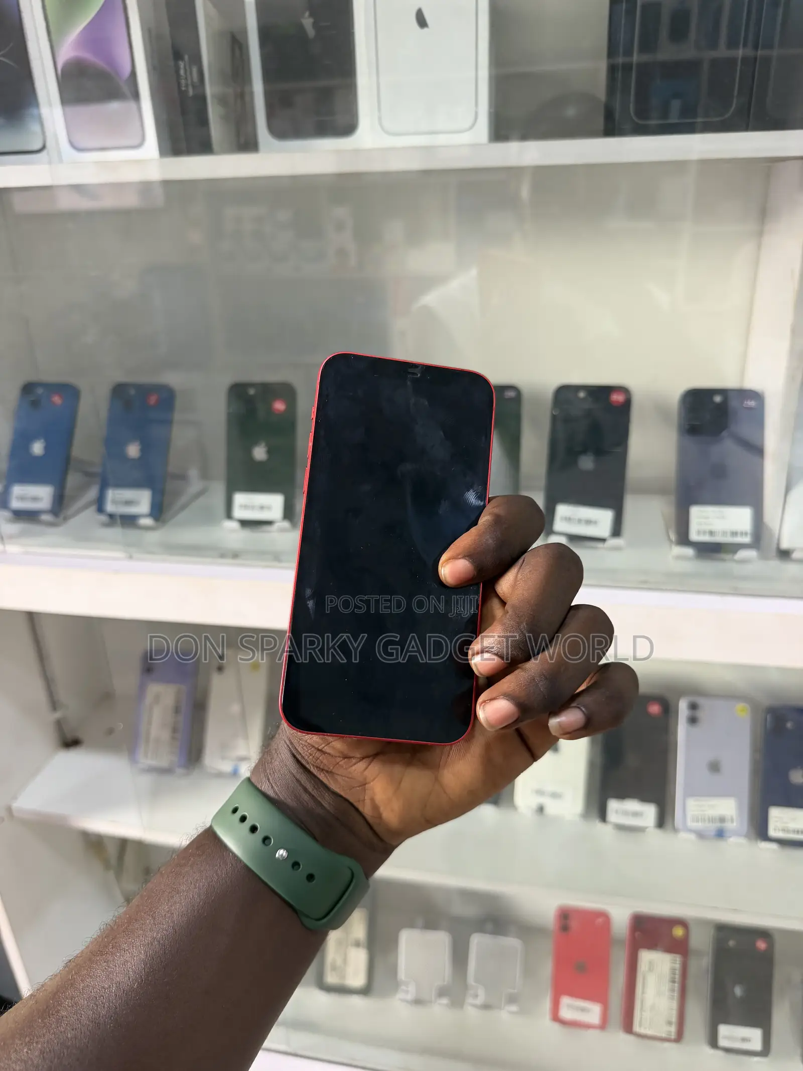 Apple iPhone 12 64 GB Red