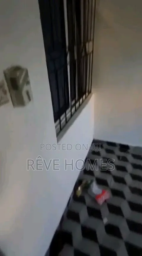 Studio Apartment in Alagomeji for rent