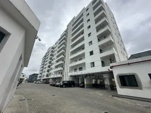 4bdrm Apartment in Banana Island for rent