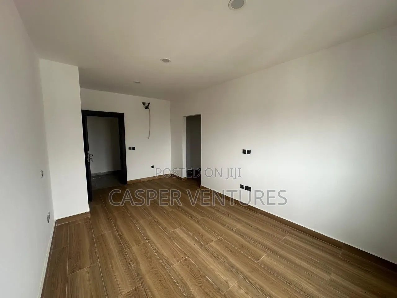 4bdrm Apartment in Banana Island for rent