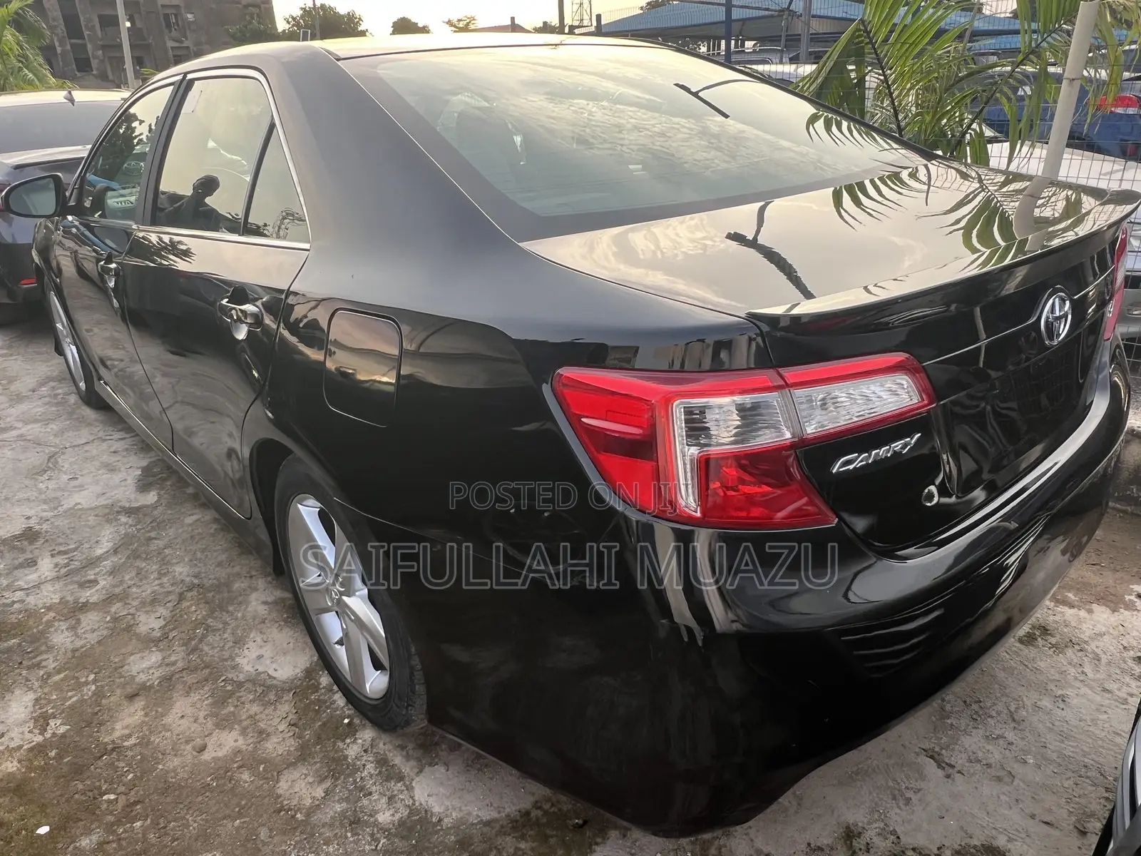 Toyota Camry SE 4dr Sedan (2.5L 4cyl 6A) 2013 Black
