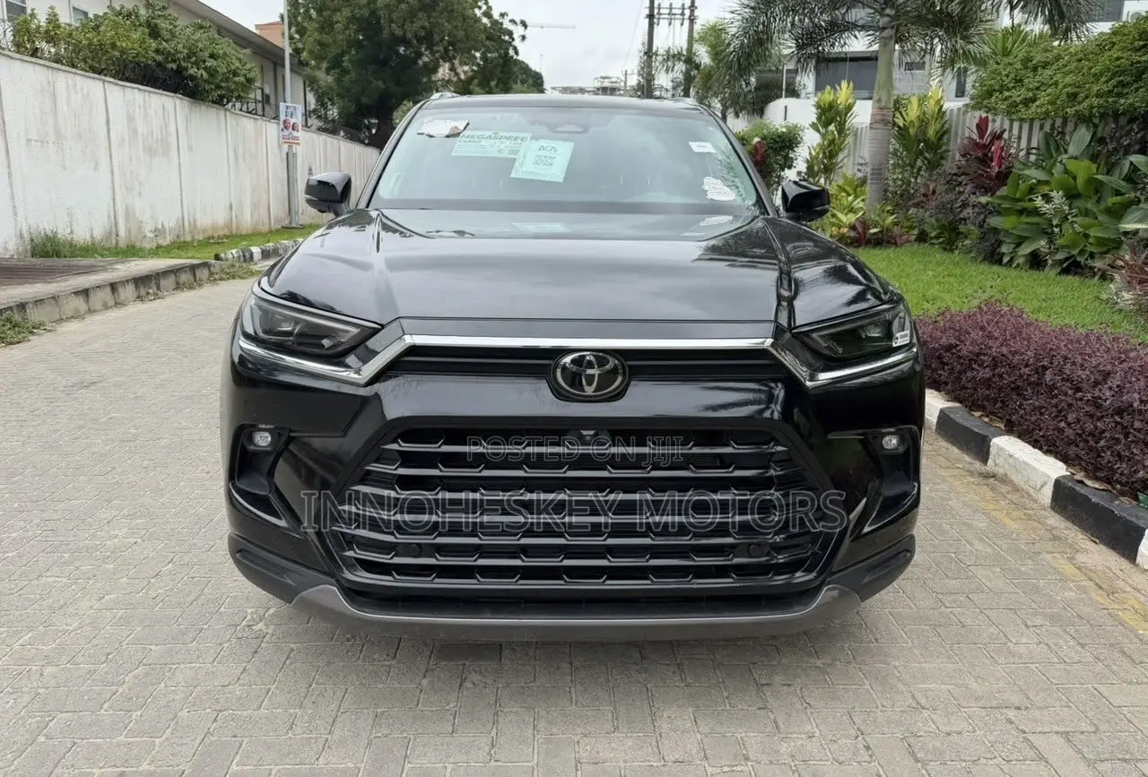 Toyota Grand Highlander Platinum AWD 2024 Black