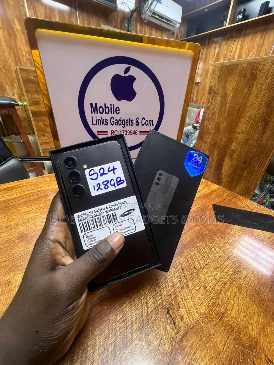 Samsung Galaxy S24 128 GB Gray
