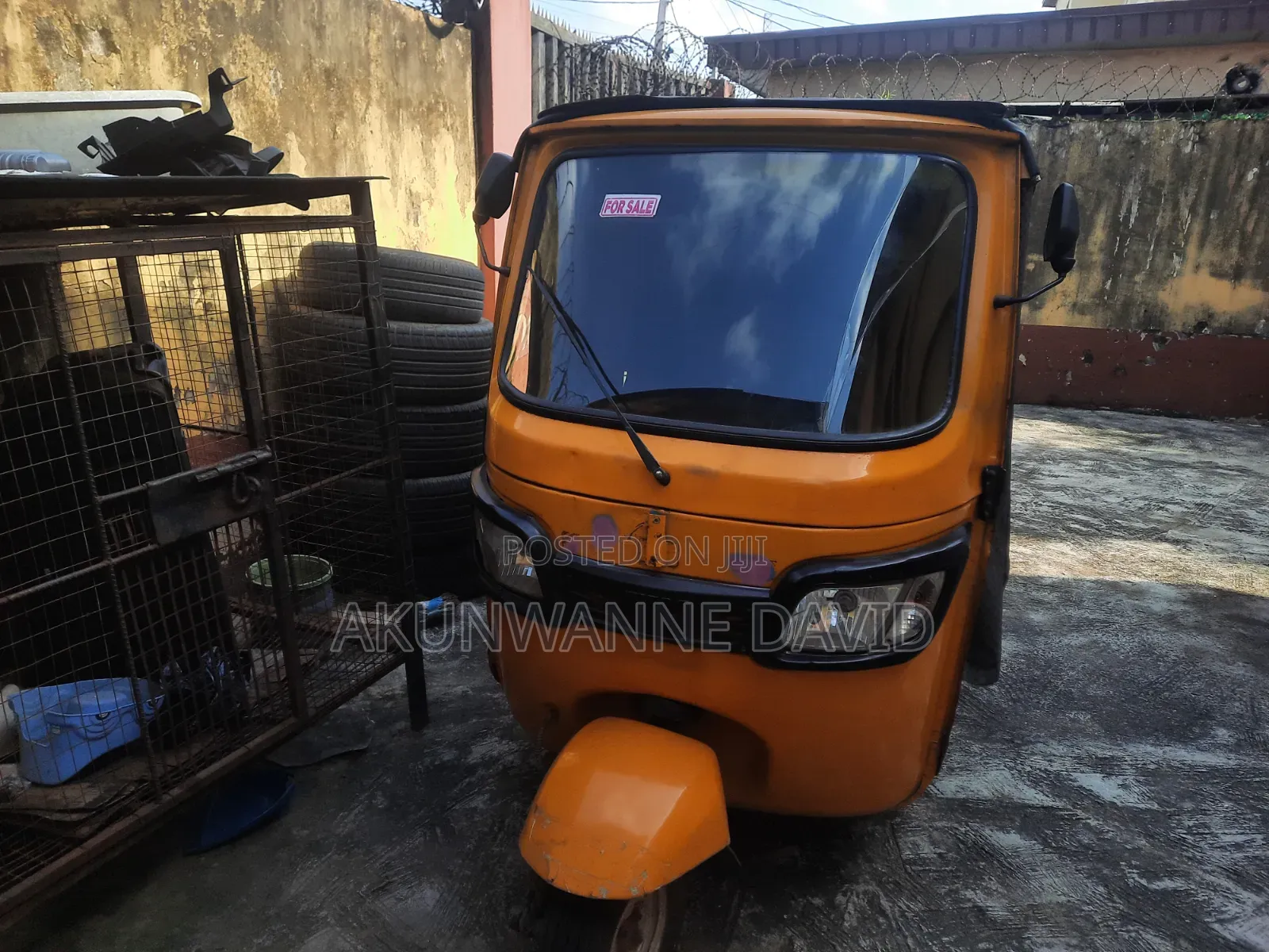 TVS King Deluxe Plus iTouch Start 2025 Yellow