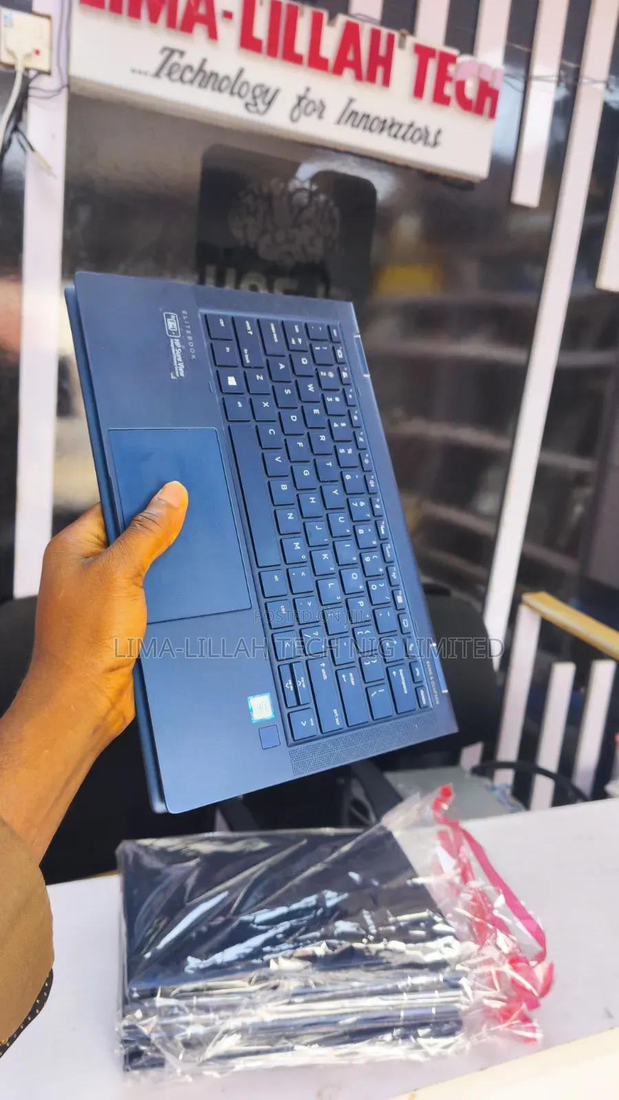Laptop HP Dragonfly G1 16GB Intel Core i7 SSD 512GB