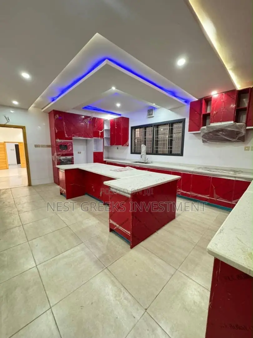 5bdrm Duplex in Omole Phase 1 for sale