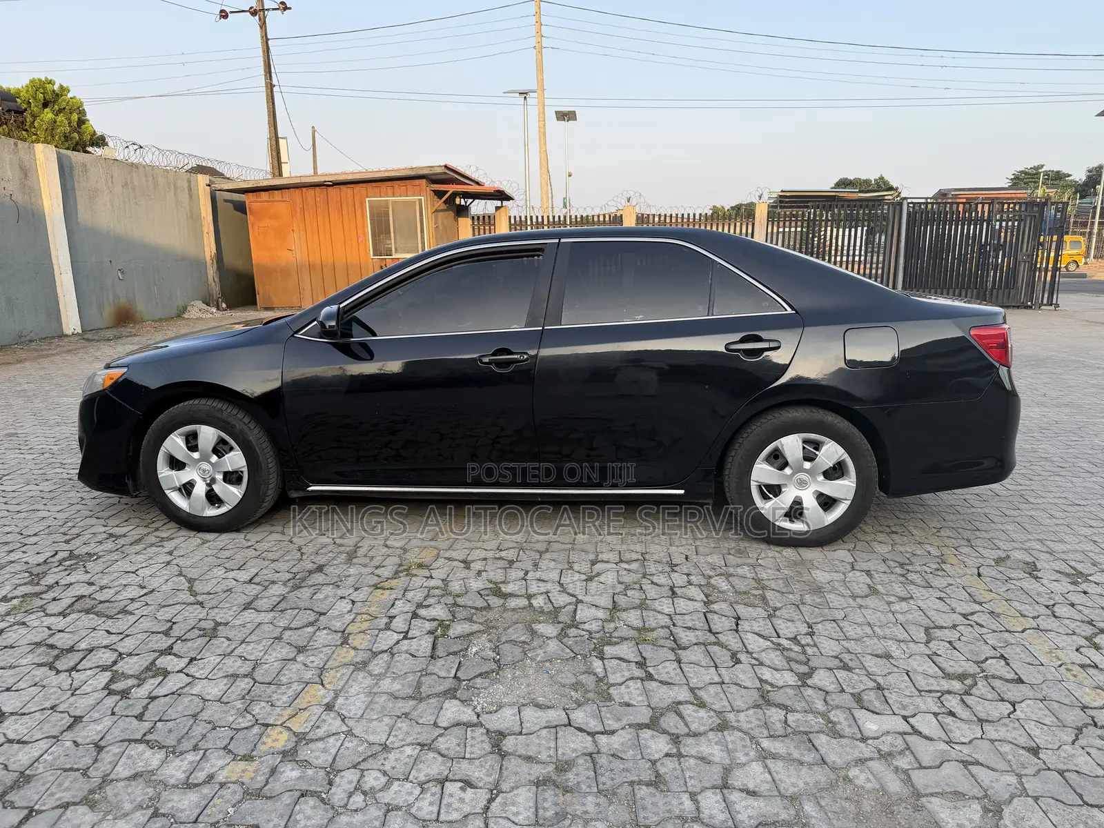 Toyota Camry LE 4dr Sedan (2.5L 4cyl 6A) 2013 Black