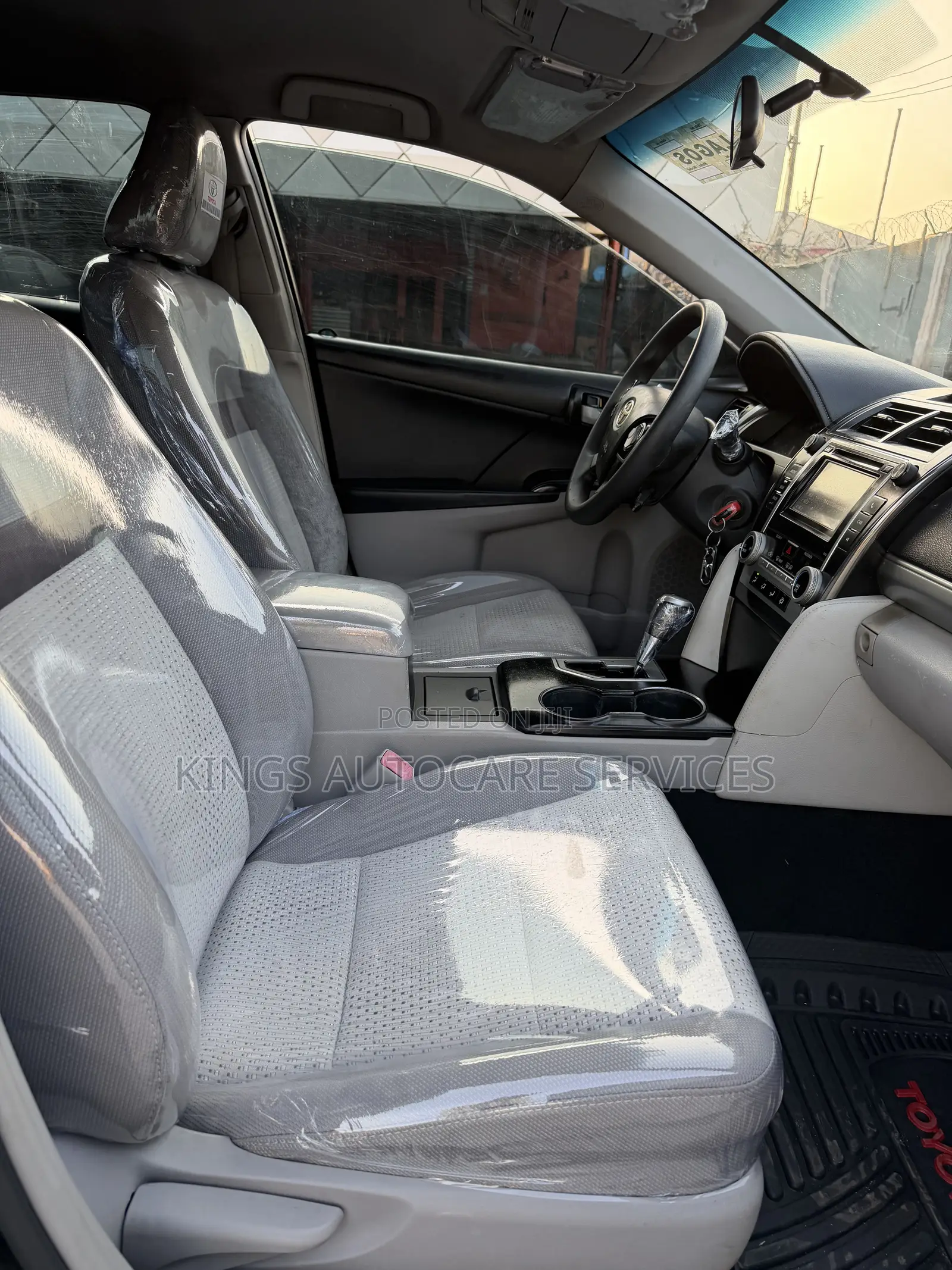 Toyota Camry LE 4dr Sedan (2.5L 4cyl 6A) 2013 Black