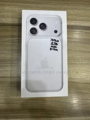 New Apple iPhone 17 Pro 1 TB Silver