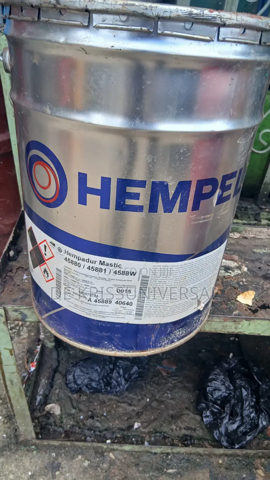 Hempel Hempadur Mastic 45880 Red - Epoxy Primer Paint - Marine Paint