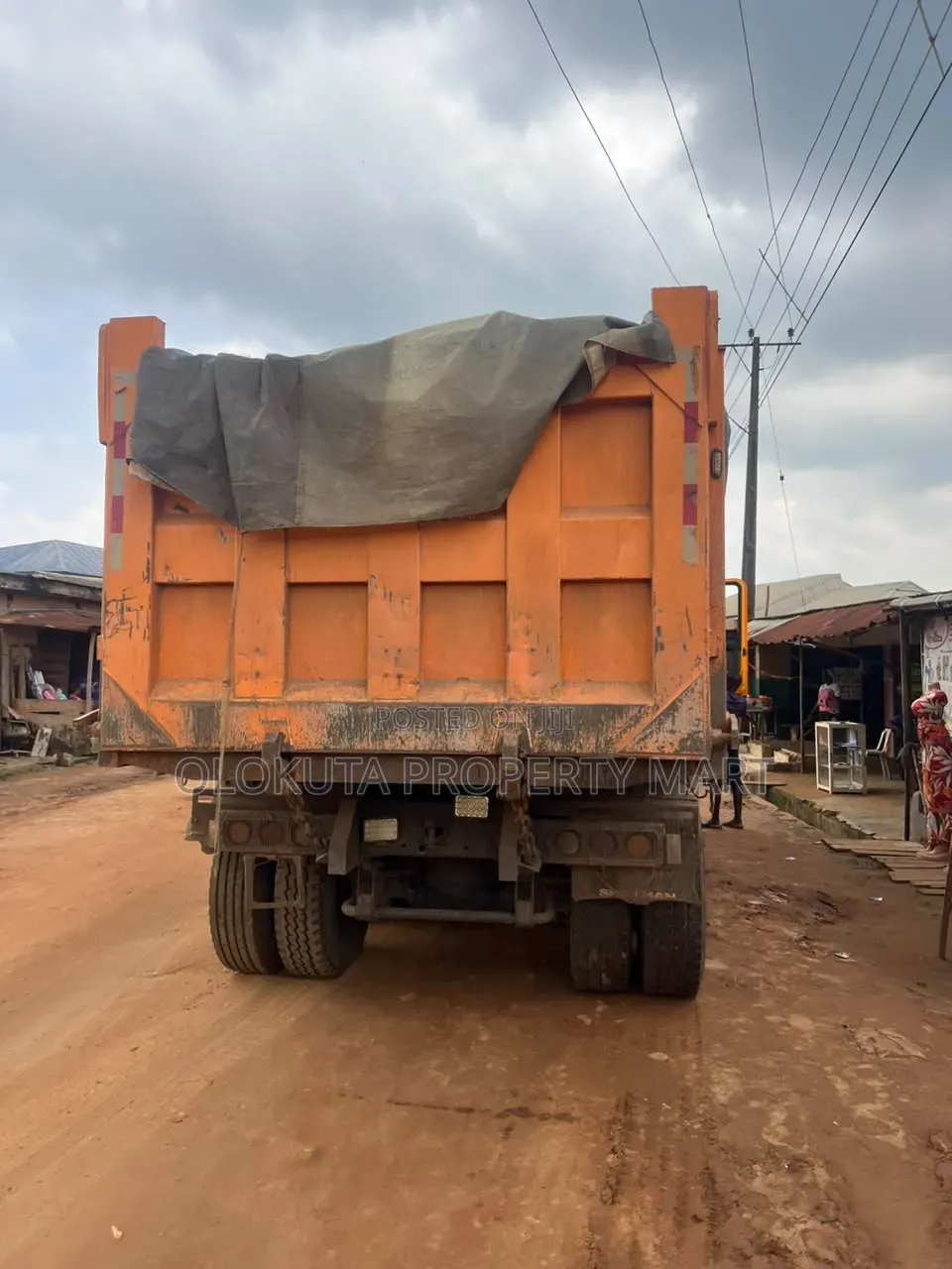 Howo China Truck Full Load of Sharp Sand and Granite
