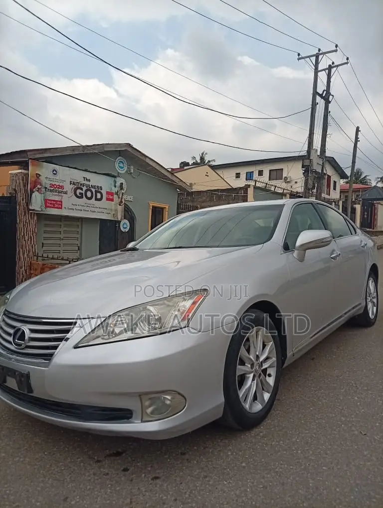 Lexus ES 350 2010 Silver