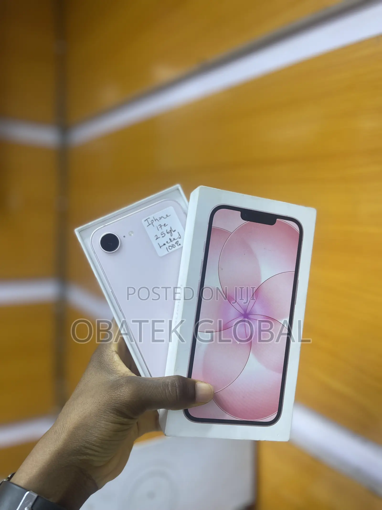 Apple iPhone 17e 256 GB Pink