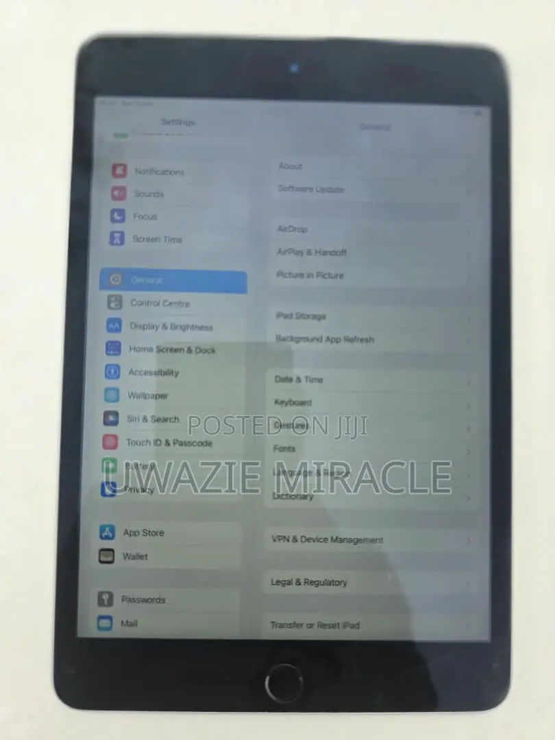 Apple iPad mini 4 128 GB Gray