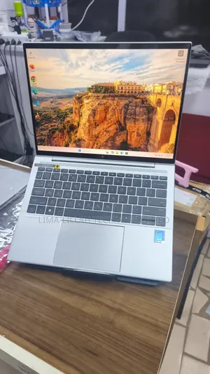 Laptop HP Dragonfly G3 32GB Intel Core i7 SSD 512GB