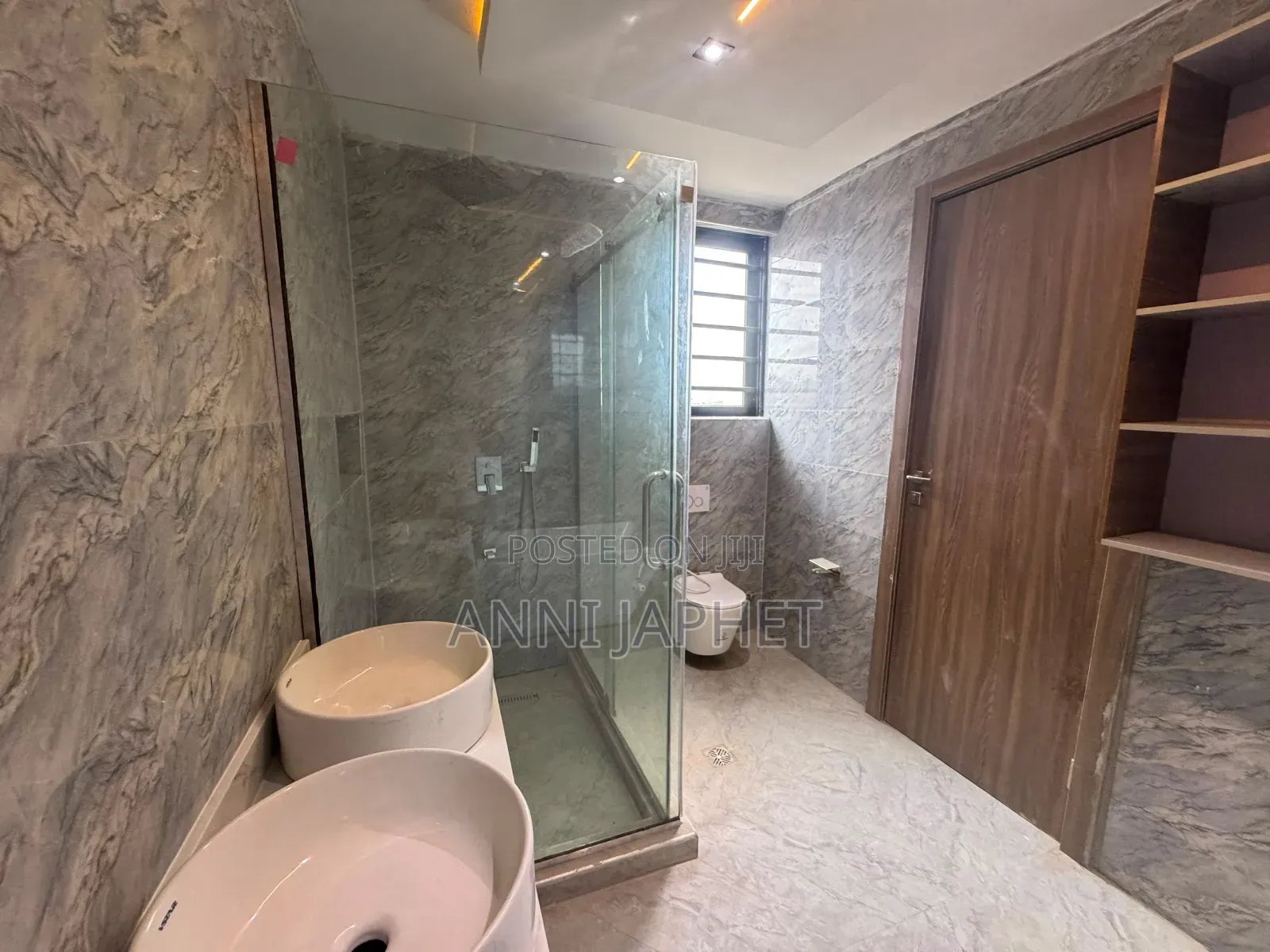 4bdrm Duplex in Obga, Wempco Road for sale
