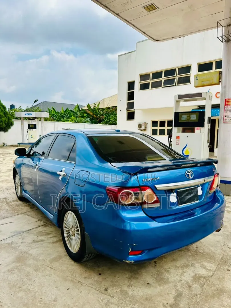 Toyota Corolla 2008 Blue