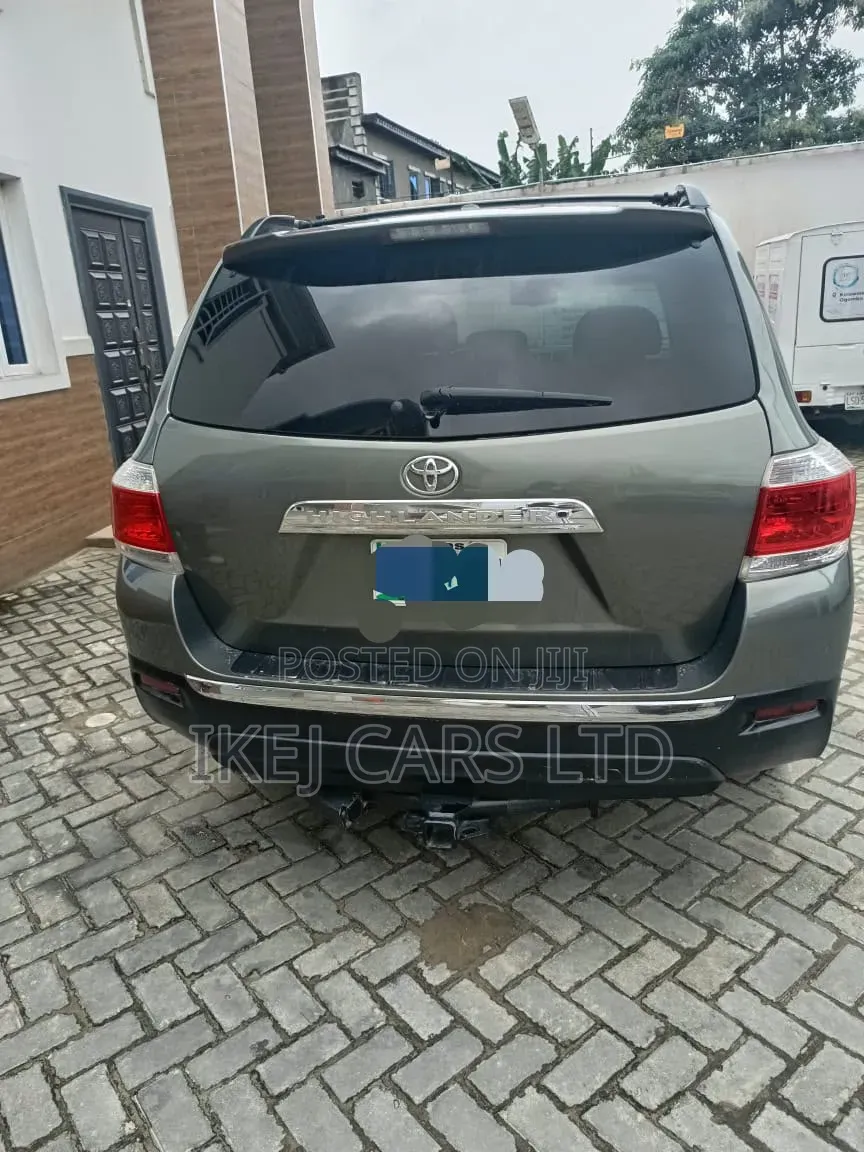 Toyota Highlander 2013