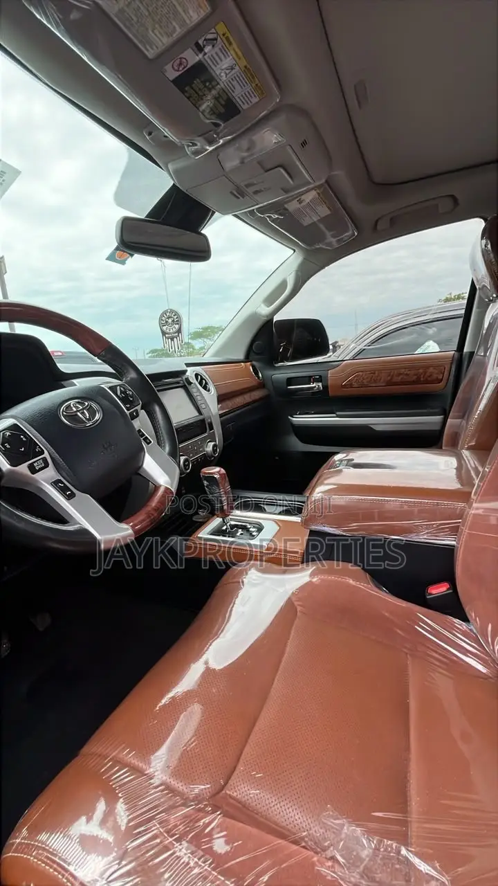 Toyota Tundra 2019 Black