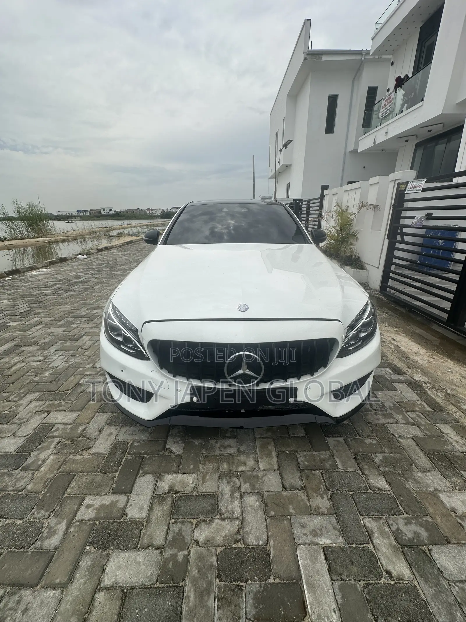 Mercedes-Benz C43 2018 White