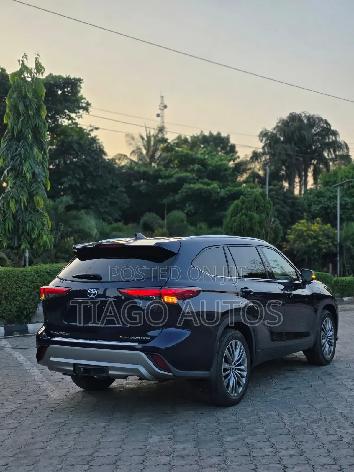 Toyota Highlander Platinum 2022 Black