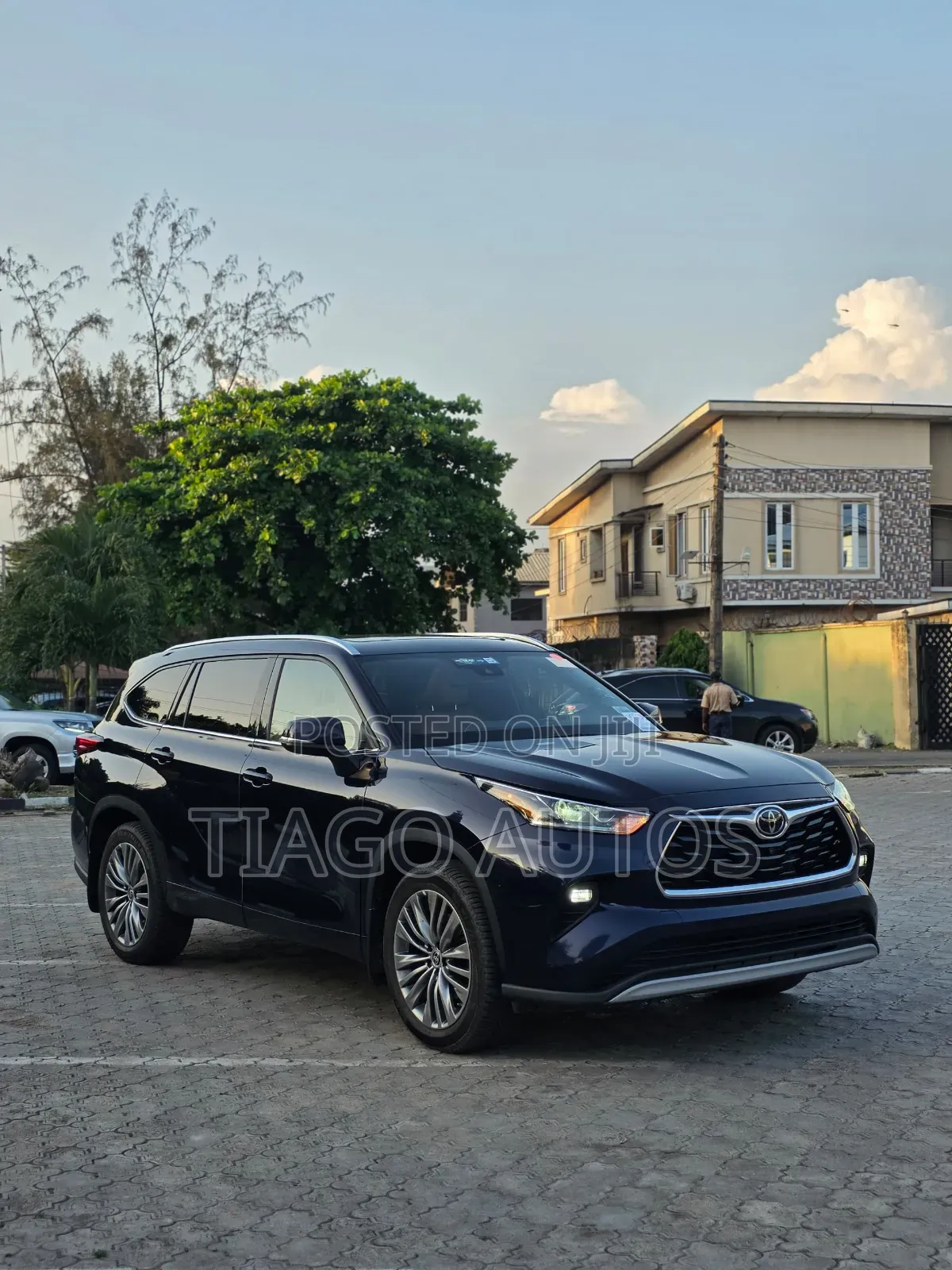 Toyota Highlander Platinum 2022 Black